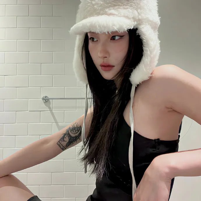 哈啰,我叫朵莉丝